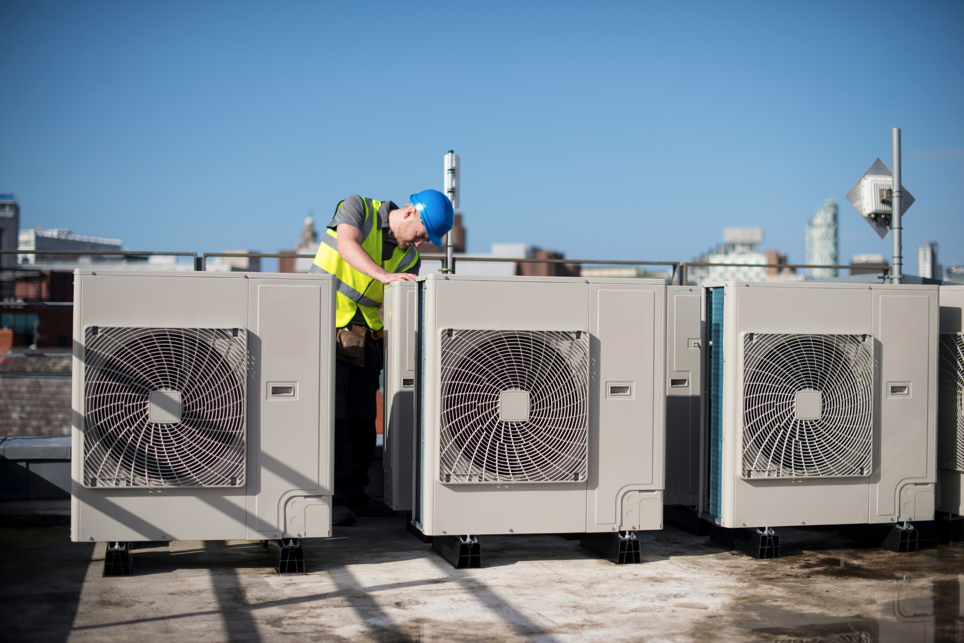 3 Things To Look For In A Commercial Ac Service Colliers
