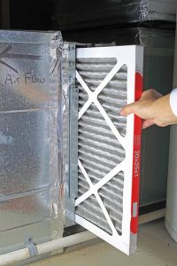 replacing-air-filter